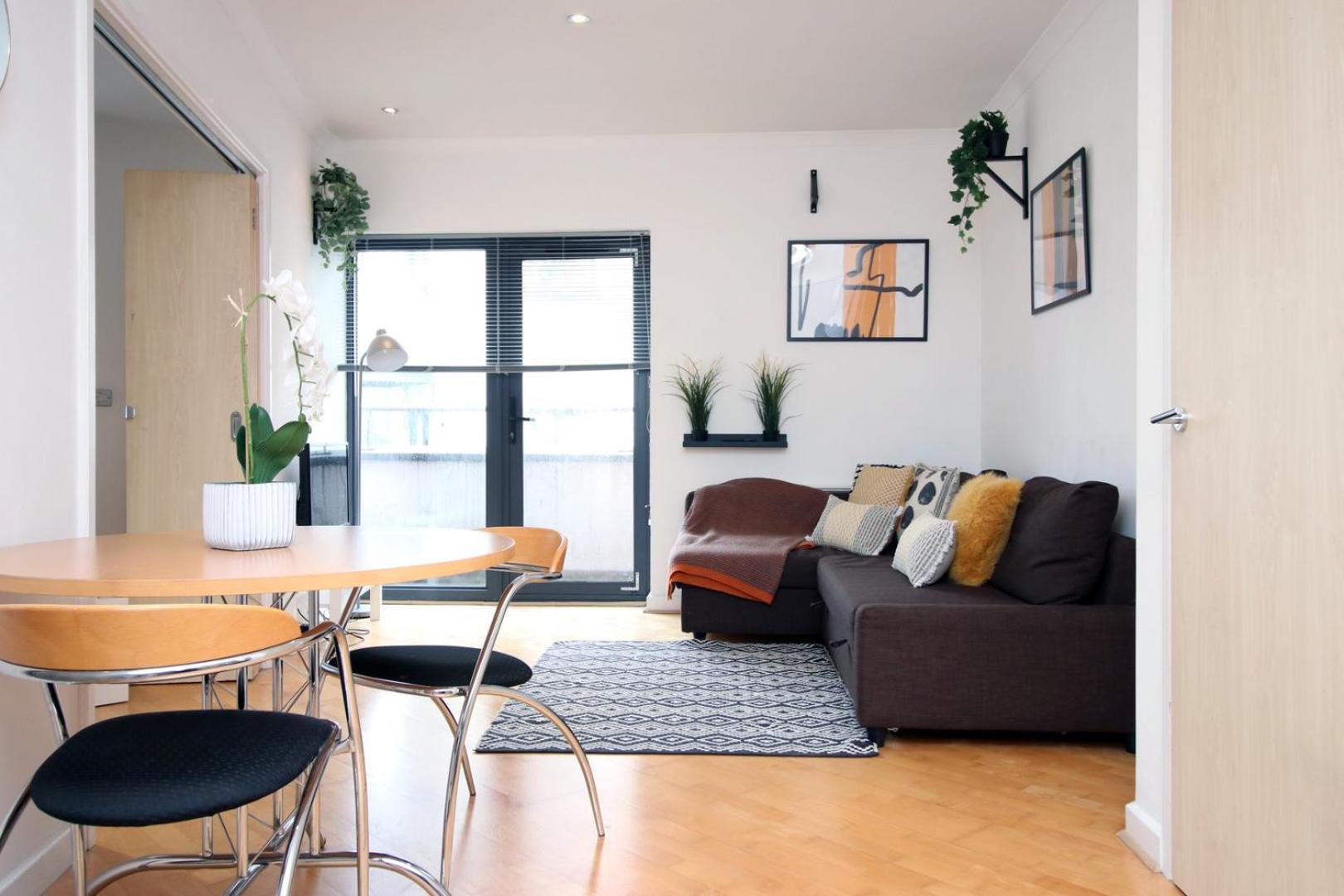 Centrally Located Spacious 2br | Cohost Partners *